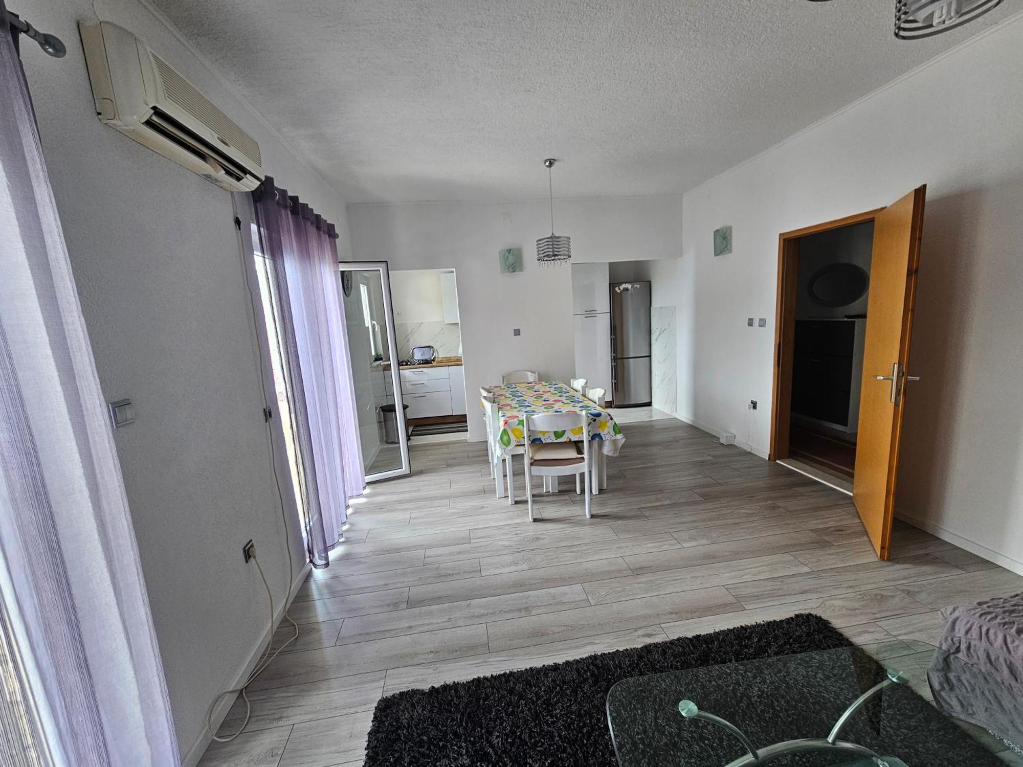 Anna Apartment Marina Luaran gambar