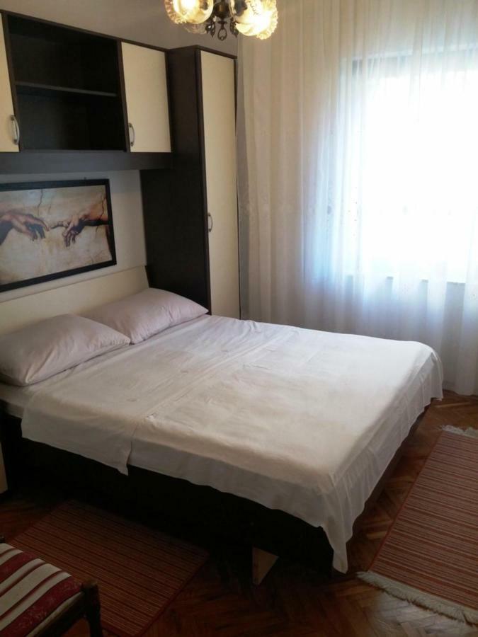 Anna Apartment Marina Luaran gambar