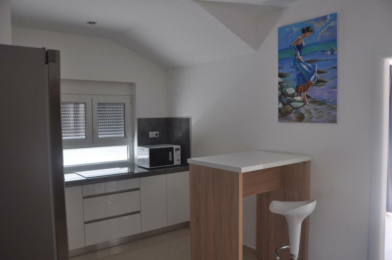 Anna Apartment Marina Luaran gambar