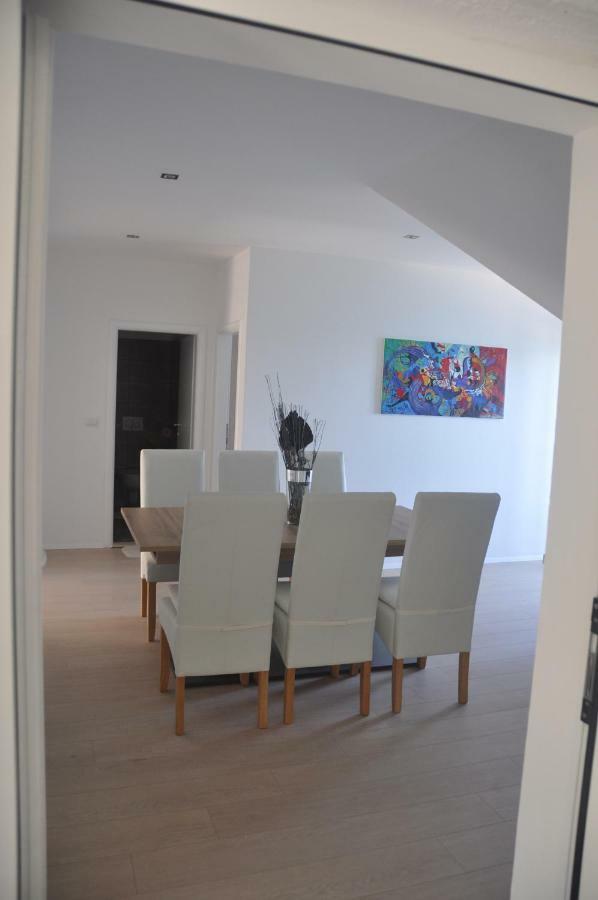 Anna Apartment Marina Luaran gambar