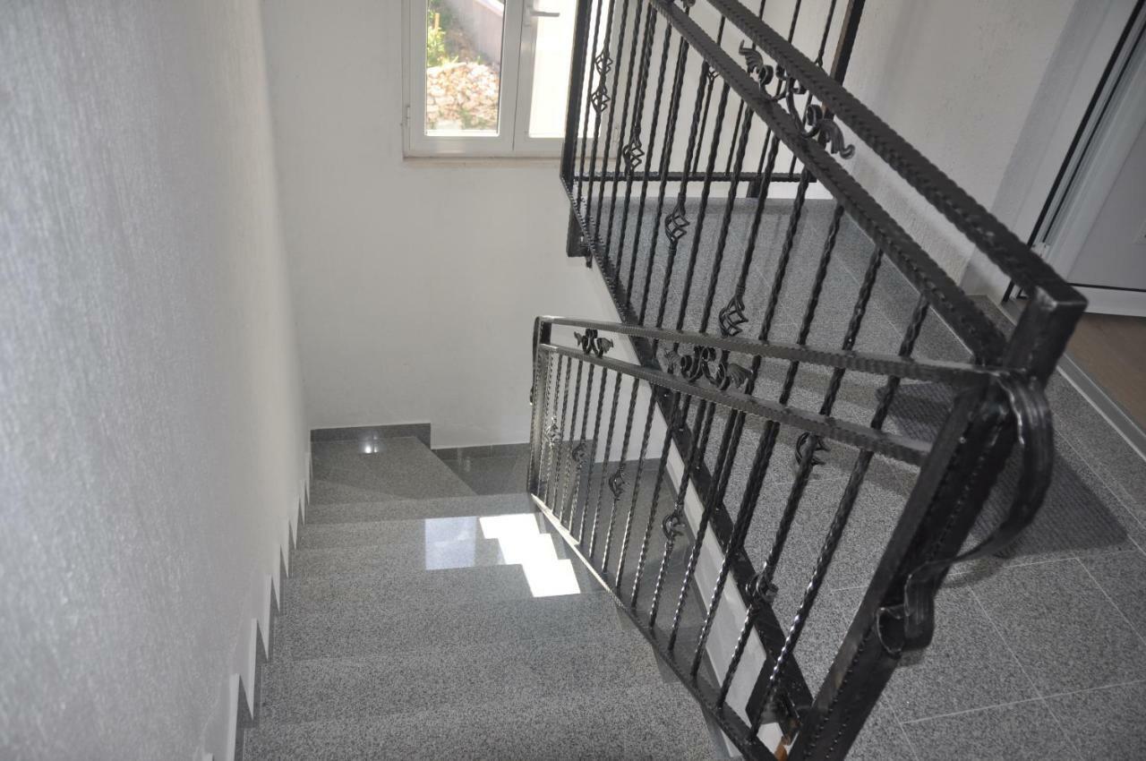 Anna Apartment Marina Luaran gambar